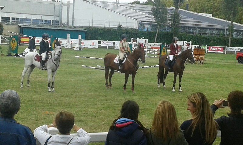 Navarra lo borda en el Concurso Nacional de Saltos San Mateo